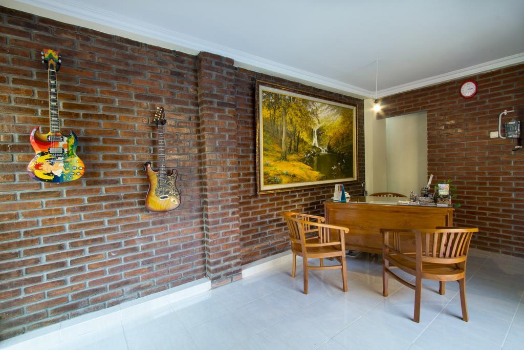 De Hostel יוגיאקרטה מראה חיצוני תמונה