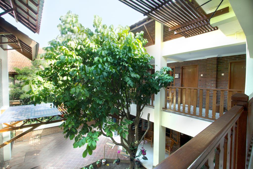 De Hostel יוגיאקרטה מראה חיצוני תמונה