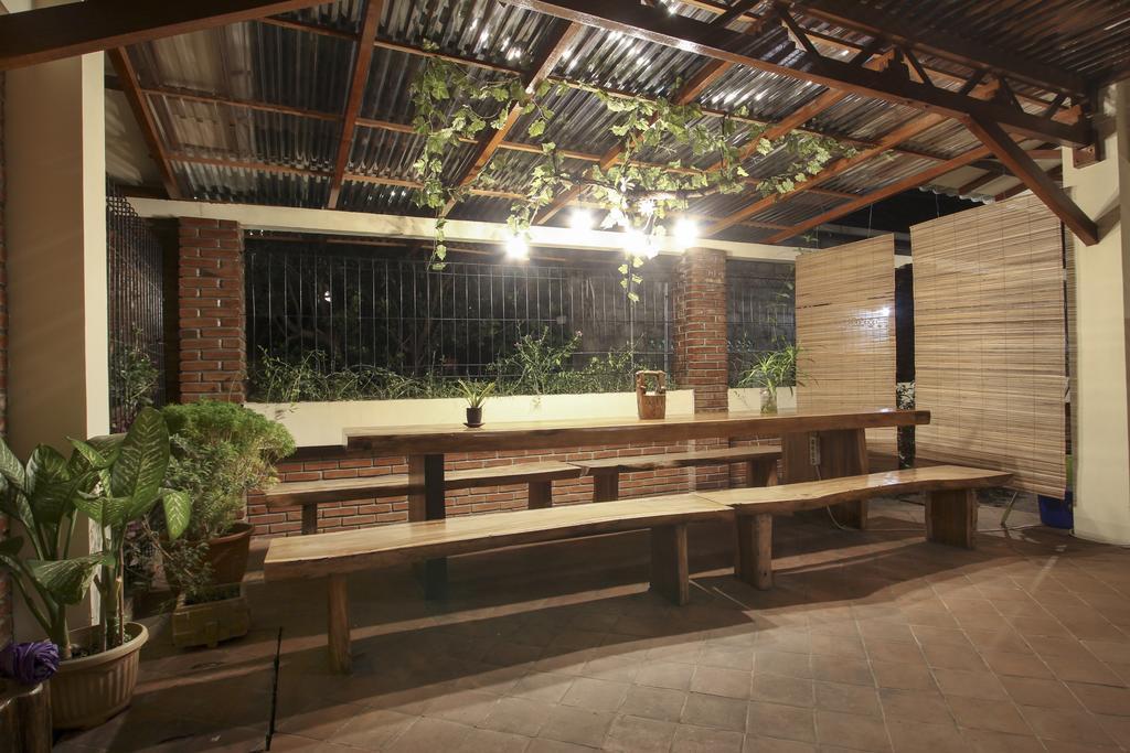 De Hostel יוגיאקרטה מראה חיצוני תמונה